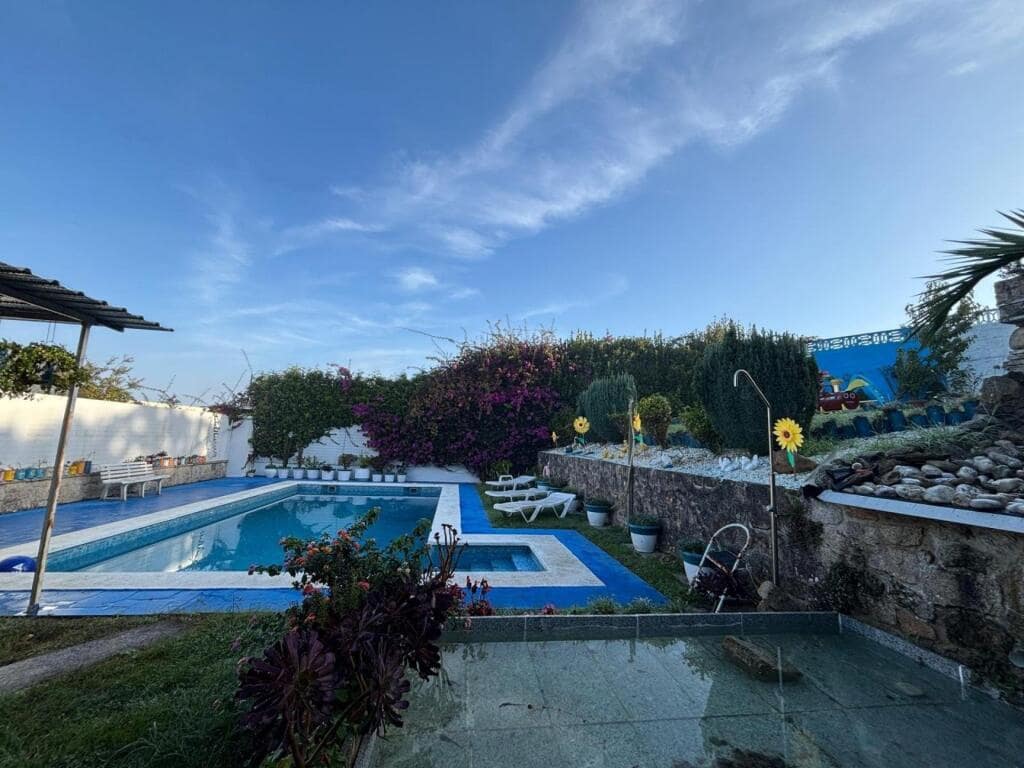 7 sovrum Villa till salu i Nigran med pool garage - 615 000 € (Ref: 9337810)