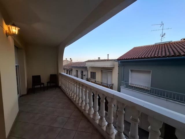 4 soveværelse Lejlighed til salg i Castelló de Rugat med garage - € 170.000 (Ref: 9337811)