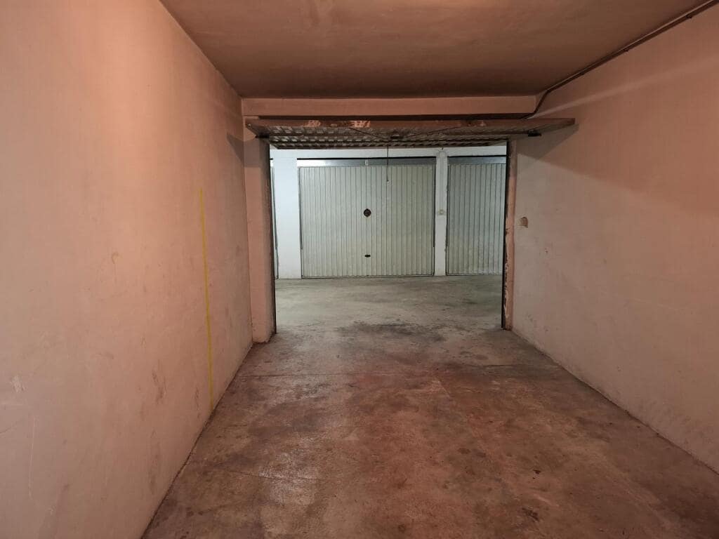 4 bedroom Flat for sale in Castello de Rugat with garage - € 170,000 (Ref: 9337811)