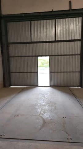 Kommersiell til salgs i Martos - € 400 000 (Ref: 9337815)