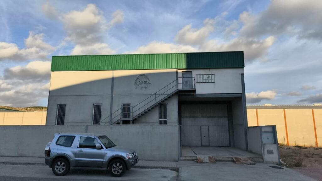 Erhverv til salg i Martos - € 400.000 (Ref: 9337815)