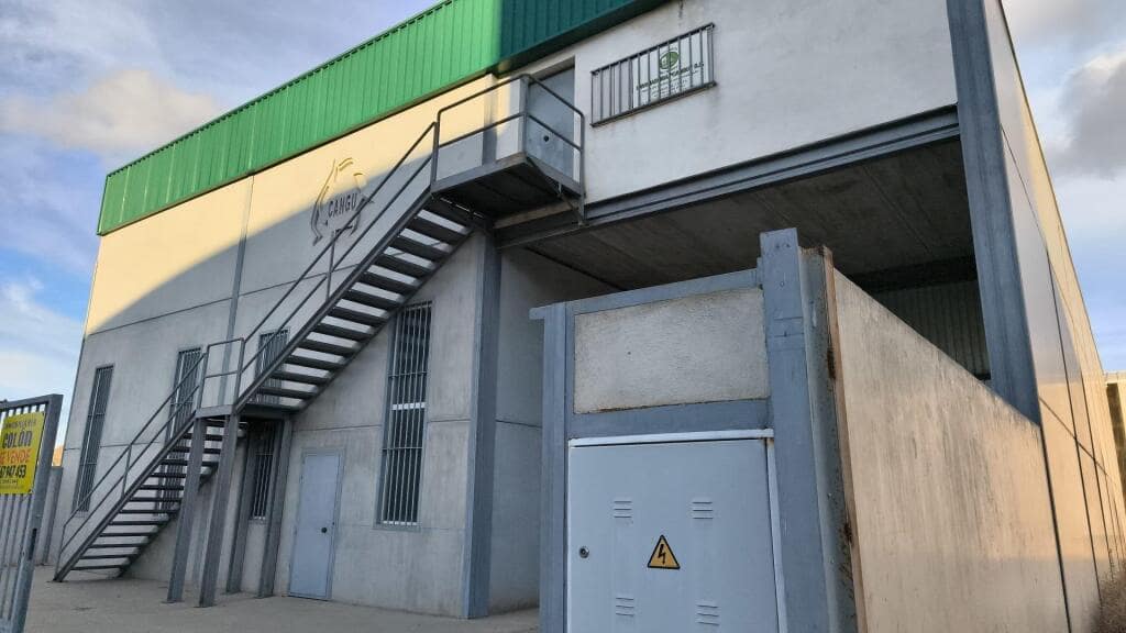 Erhverv til salg i Martos - € 400.000 (Ref: 9337815)