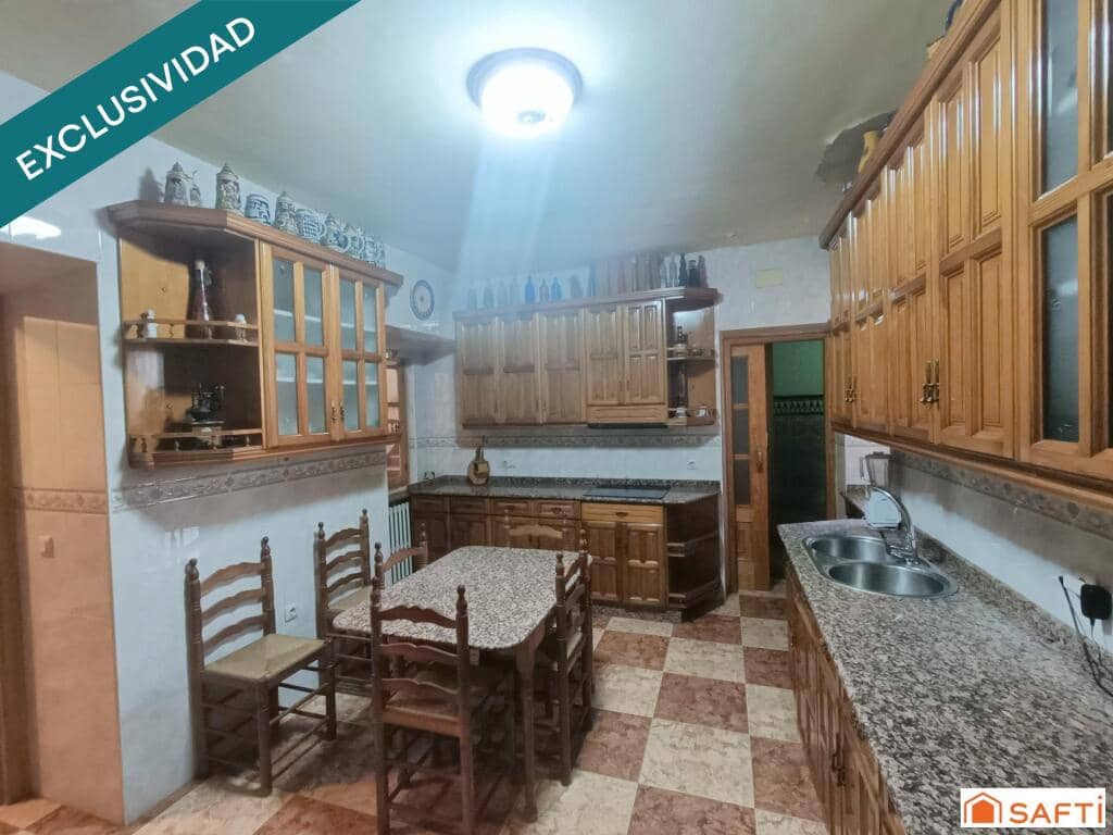 11 soverom Rekkehus til salgs i Villarta de San Juan med garasje - € 169 000 (Ref: 9337816)