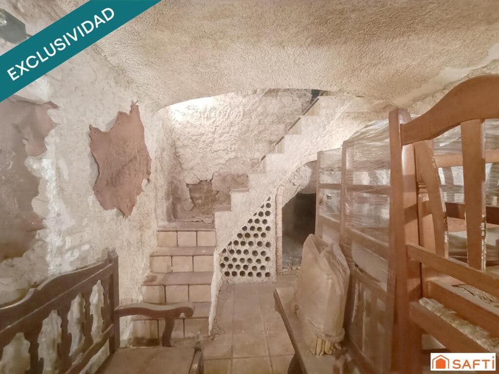 11 soverom Rekkehus til salgs i Villarta de San Juan med garasje - € 169 000 (Ref: 9337816)