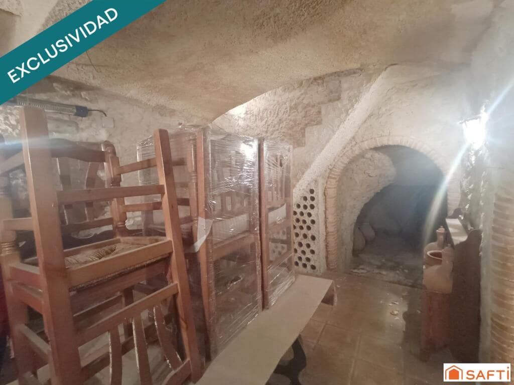 11 soverom Rekkehus til salgs i Villarta de San Juan med garasje - € 169 000 (Ref: 9337816)