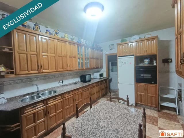 11 makuuhuone Rivitalo myytävänä paikassa Villarta de San Juan mukana 
autotalli - 169 000 € (Ref: 9337816)