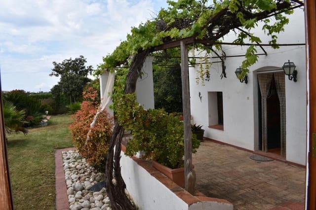 3 soveværelse Villa til salg i Vinaròs med swimmingpool garage - € 440.000 (Ref: 9337817)