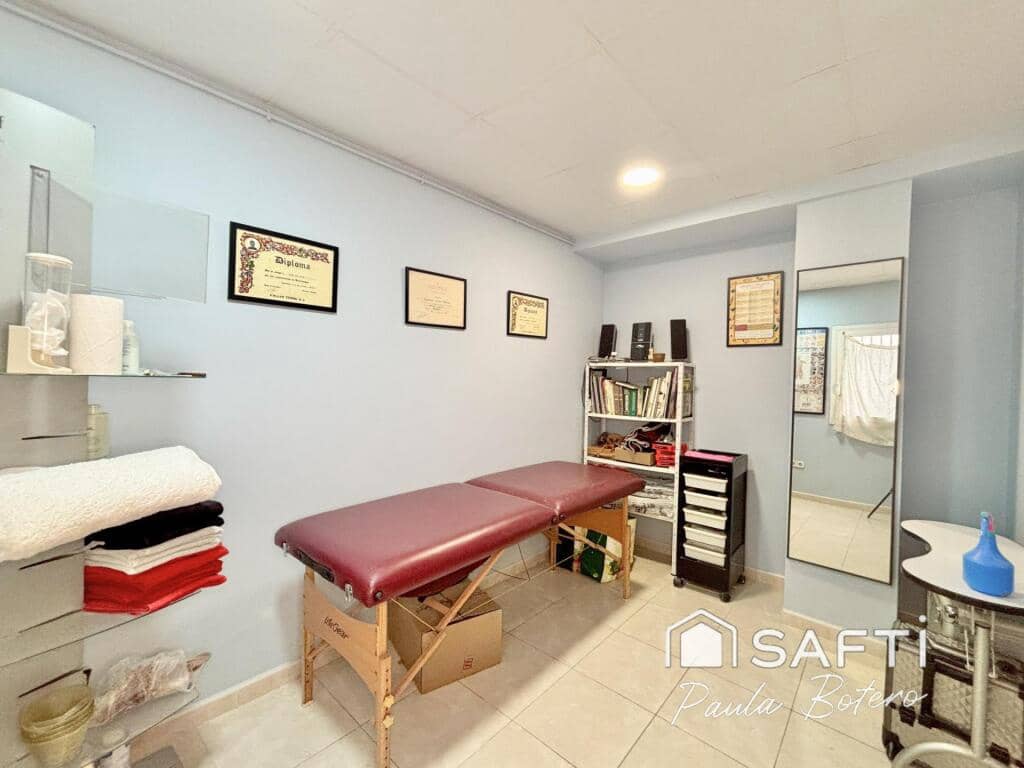 Kommersiell til salgs i Vilanova i la Geltru - € 148 000 (Ref: 9337822)