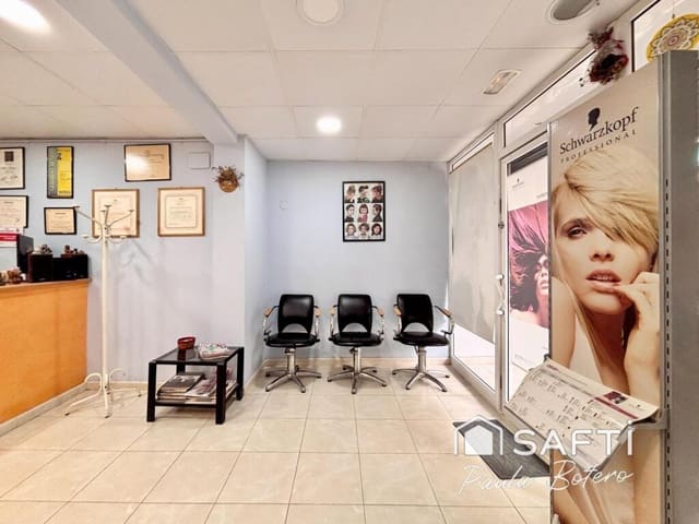 Commercieel te koop in Vilanova i la Geltrú - € 148.000 (Ref: 9337822)