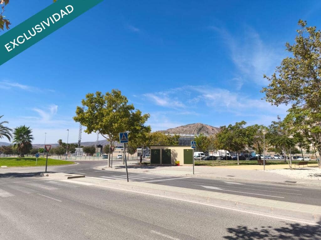 3 slaapkamer Appartement te koop in Elda met garage - € 170.000 (Ref: 9344640)