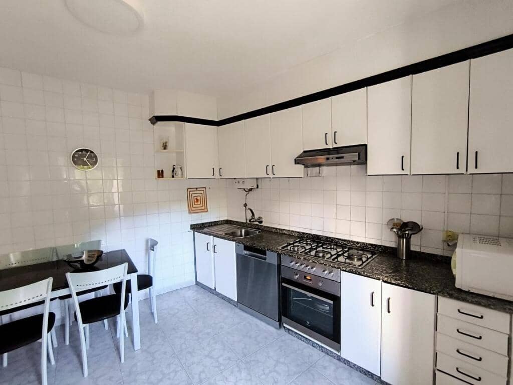 5 bedroom Villa for sale in Porto do Son - € 215,000 (Ref: 9344642)