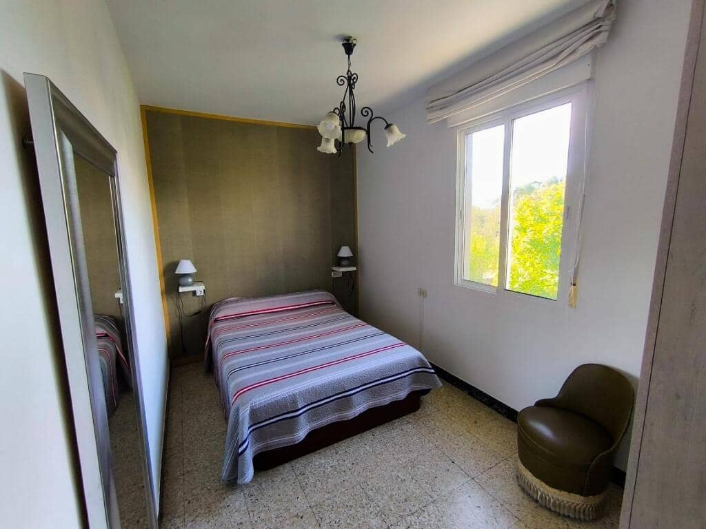 5 bedroom Villa for sale in Porto do Son - € 215,000 (Ref: 9344642)