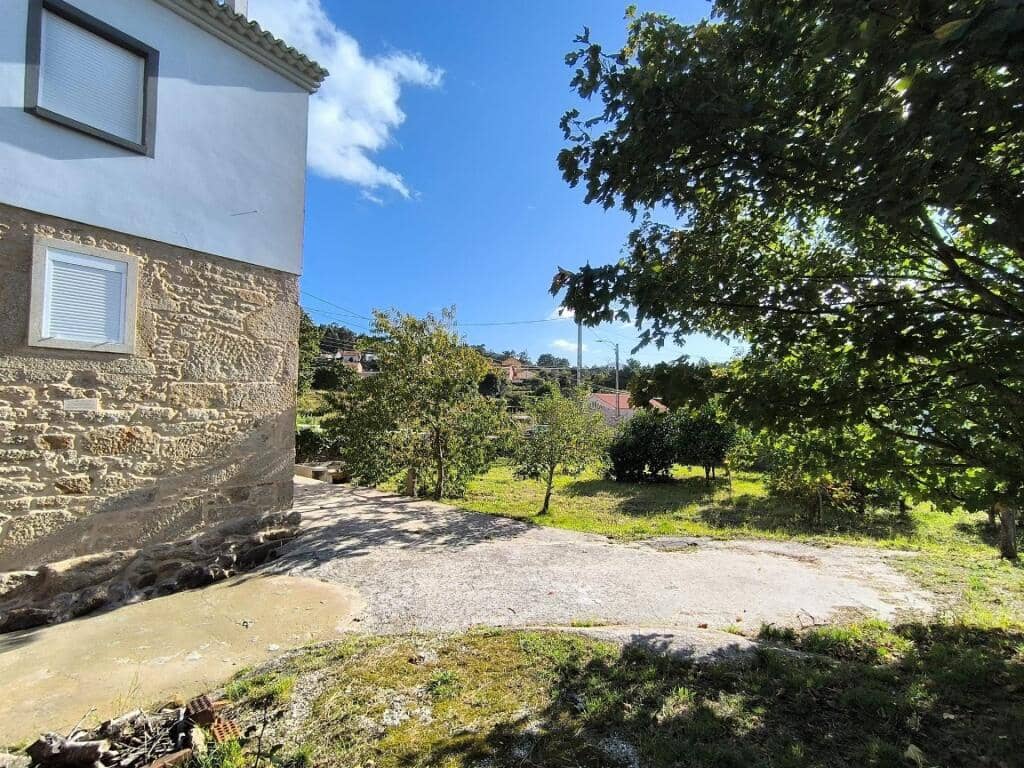 5 bedroom Villa for sale in Porto do Son - € 215,000 (Ref: 9344642)