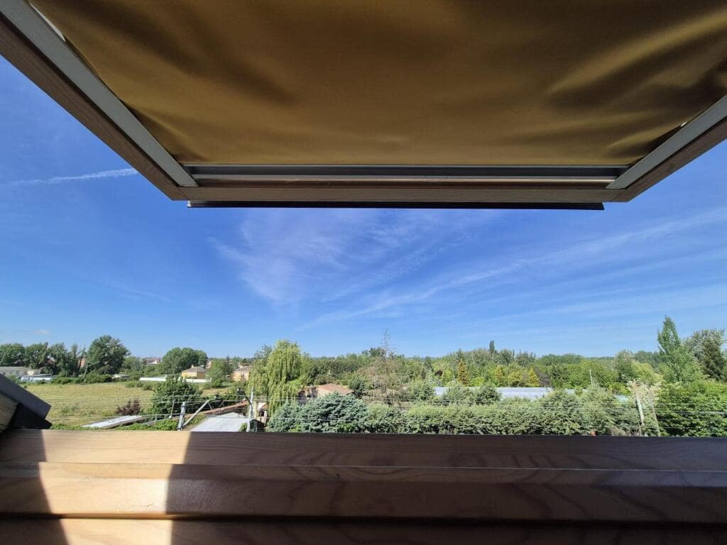 4 slaapkamer Rijtjeshuis te koop in San Andres del Rabanedo met garage - € 332.000 (Ref: 9344649)