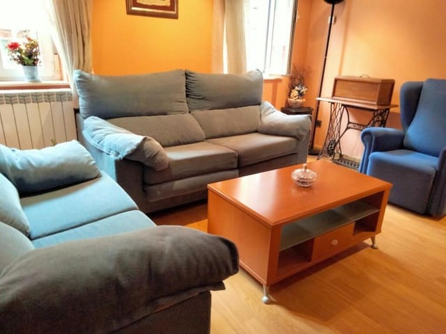 2 slaapkamer Rijtjeshuis te koop in León stad - € 185.000 (Ref: 9344652)