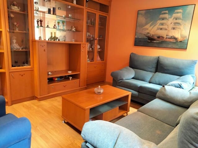 2 slaapkamer Rijtjeshuis te koop in León stad - € 185.000 (Ref: 9344652)