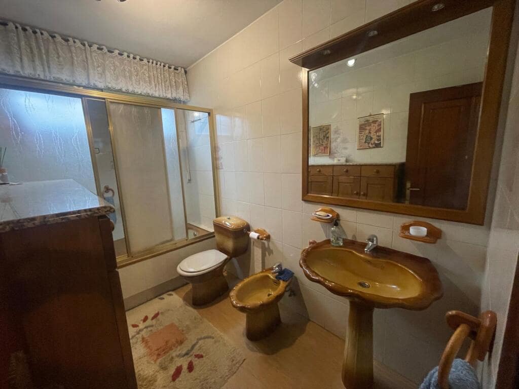 5 soverom Rekkehus til salgs i Ponferrada med garasje - € 250 000 (Ref: 9347129)