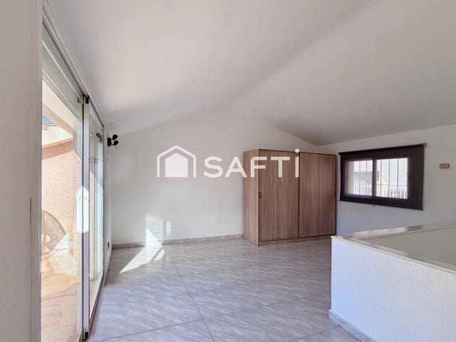 5 soverom Rekkehus til salgs i Sitges med svømmebasseng - € 495 000 (Ref: 9347133)