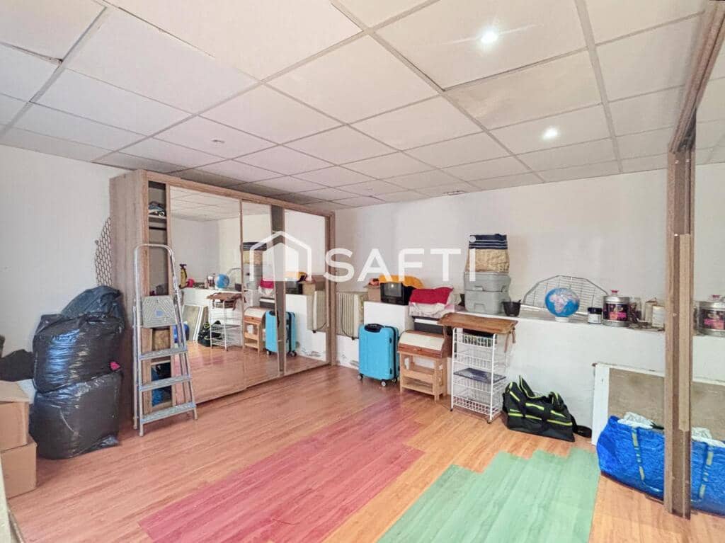 5 slaapkamer Rijtjeshuis te koop in Sitges met zwembad - € 495.000 (Ref: 9347133)