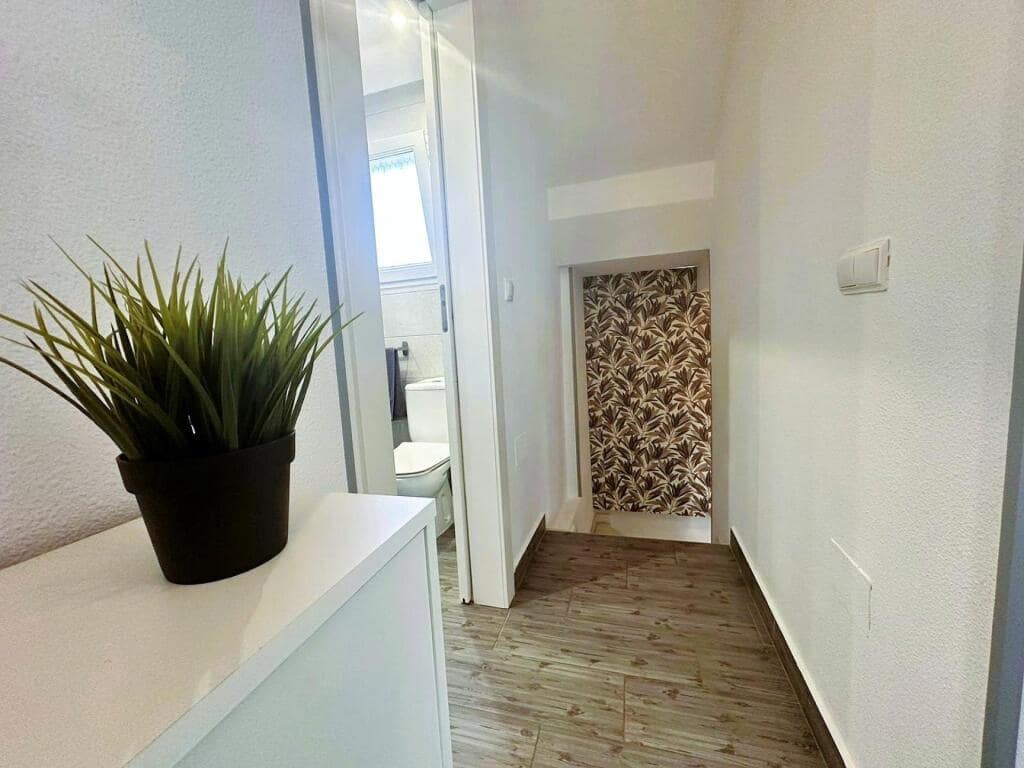 3 sypialnia Willa na sprzedaż w Guardamar del Segura z basenem - 216 000 € (Ref: 9349336)