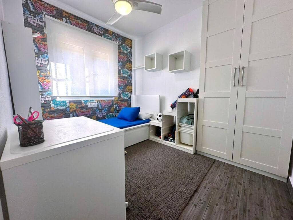 3 sypialnia Willa na sprzedaż w Guardamar del Segura z basenem - 216 000 € (Ref: 9349336)