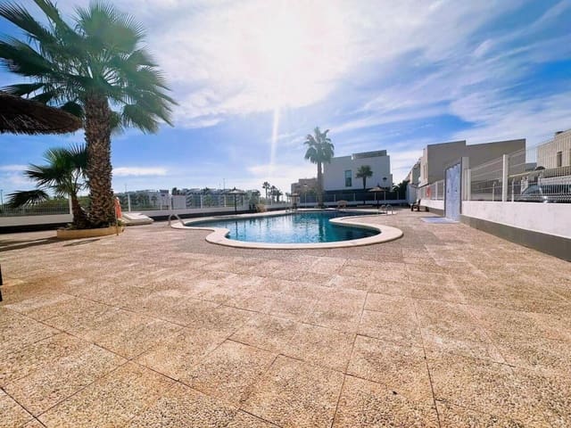 3 sypialnia Willa na sprzedaż w El Raso, Guardamar del Segura z basenem - 216 000 € (Ref: 9349336)