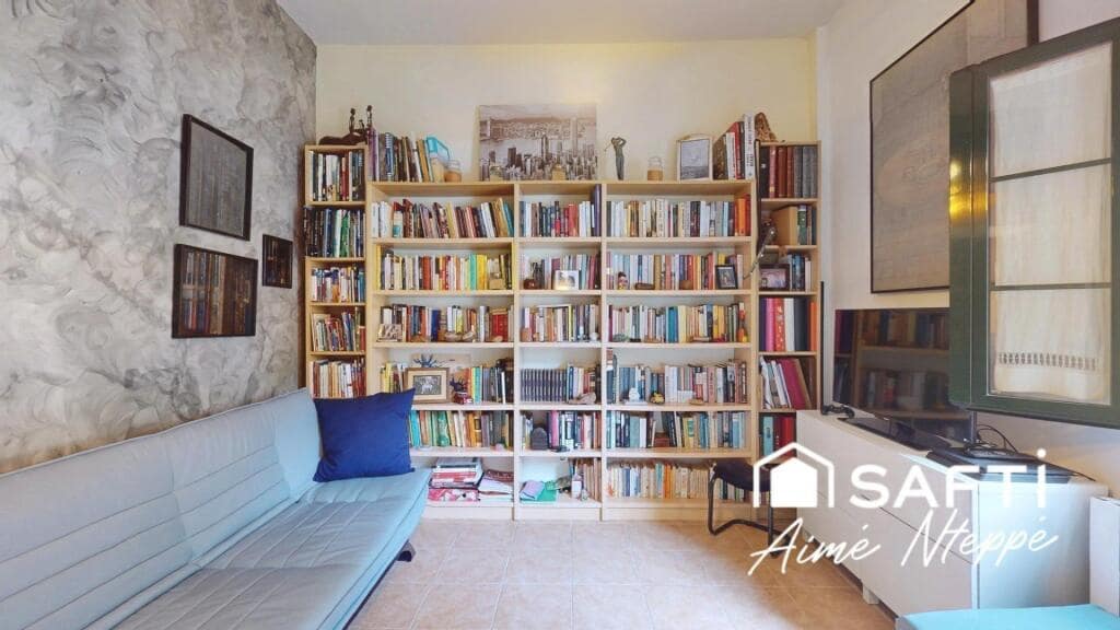 5 slaapkamer Villa te koop in Sant Julia de Ramis met zwembad garage - € 755.000 (Ref: 9349341)