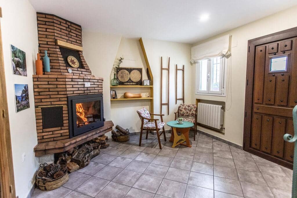 5 makuuhuone Huvila myytävänä paikassa Santiago-Pontones - 330 000 € (Ref: 9349343)