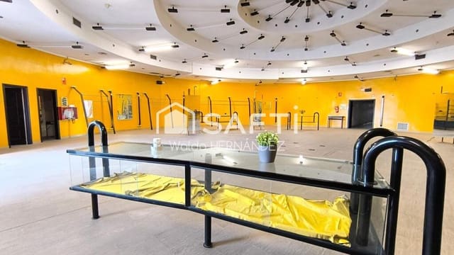 Kaupallinen myytävänä paikassa Molina de Segura - 790 000 € (Ref: 9349345)