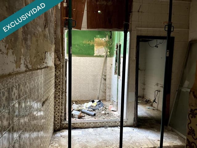 Studio for sale in Cabanyal-Canyamelar, Valencia city - € 126,000 (Ref: 9349347)