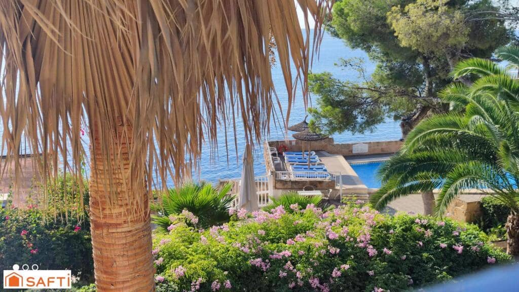 Apartamento de 2 habitaciones en Illetas en venta con piscina - 695.000 € (Ref: 9349351)