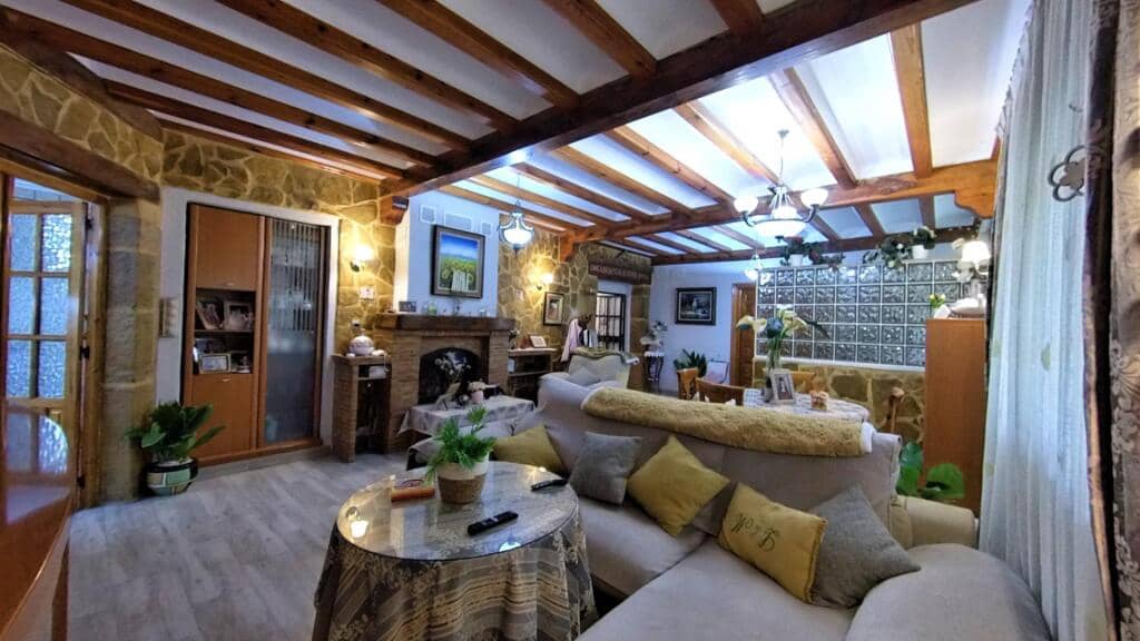 4 soverom Finca/Herregård til salgs i Elda - € 259 500 (Ref: 9349352)