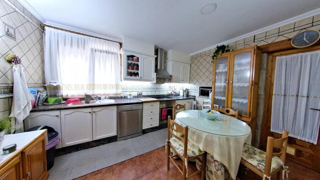 4 soverom Finca/Herregård til salgs i Elda - € 259 500 (Ref: 9349352)