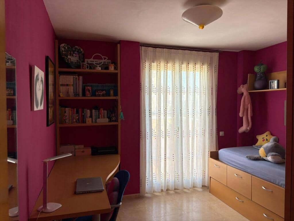 4 slaapkamer Rijtjeshuis te koop in Cullera - € 350.000 (Ref: 9349355)