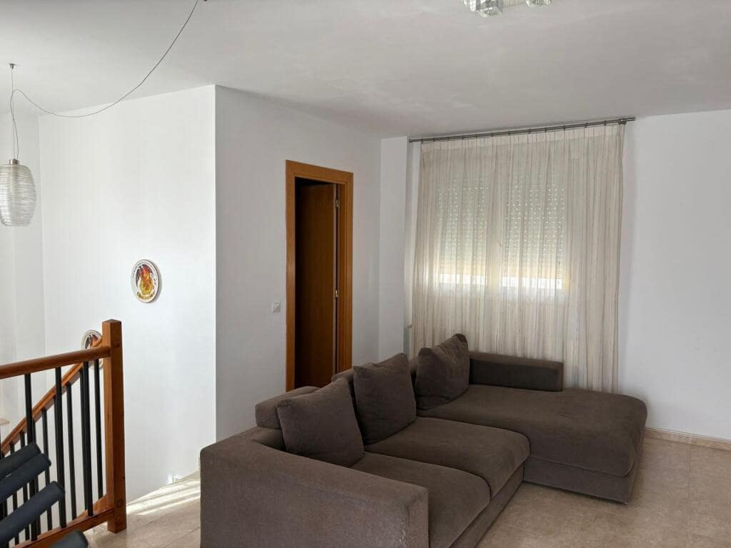 4 slaapkamer Rijtjeshuis te koop in Cullera - € 350.000 (Ref: 9349355)