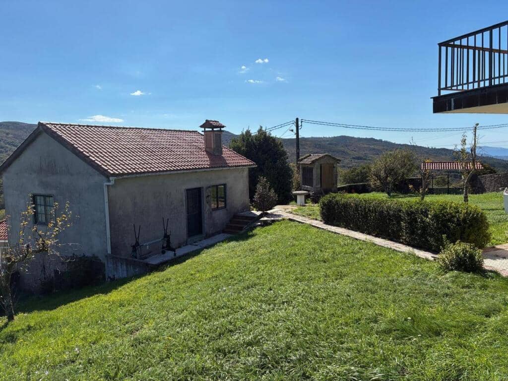 5 makuuhuone Huvila myytävänä paikassa A Lama mukana 
autotalli - 235 000 € (Ref: 9349357)