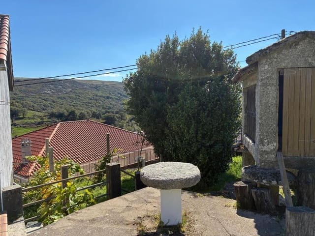 5 makuuhuone Huvila myytävänä paikassa A Lama mukana 
autotalli - 235 000 € (Ref: 9349357)