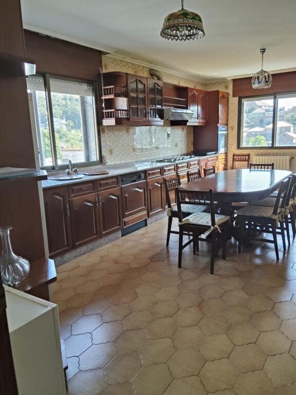 5 makuuhuone Huvila myytävänä paikassa A Lama mukana 
autotalli - 235 000 € (Ref: 9349357)