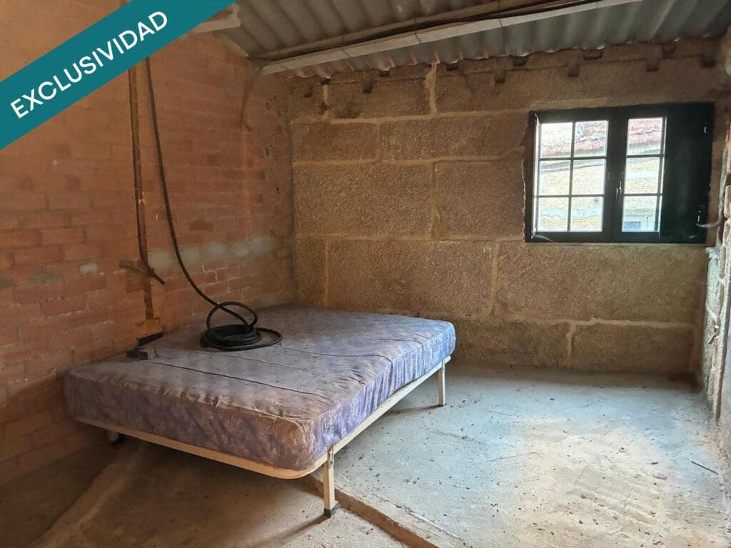 3 bedroom Finca/Country House for sale in A Lama - € 77,000 (Ref: 9349358)