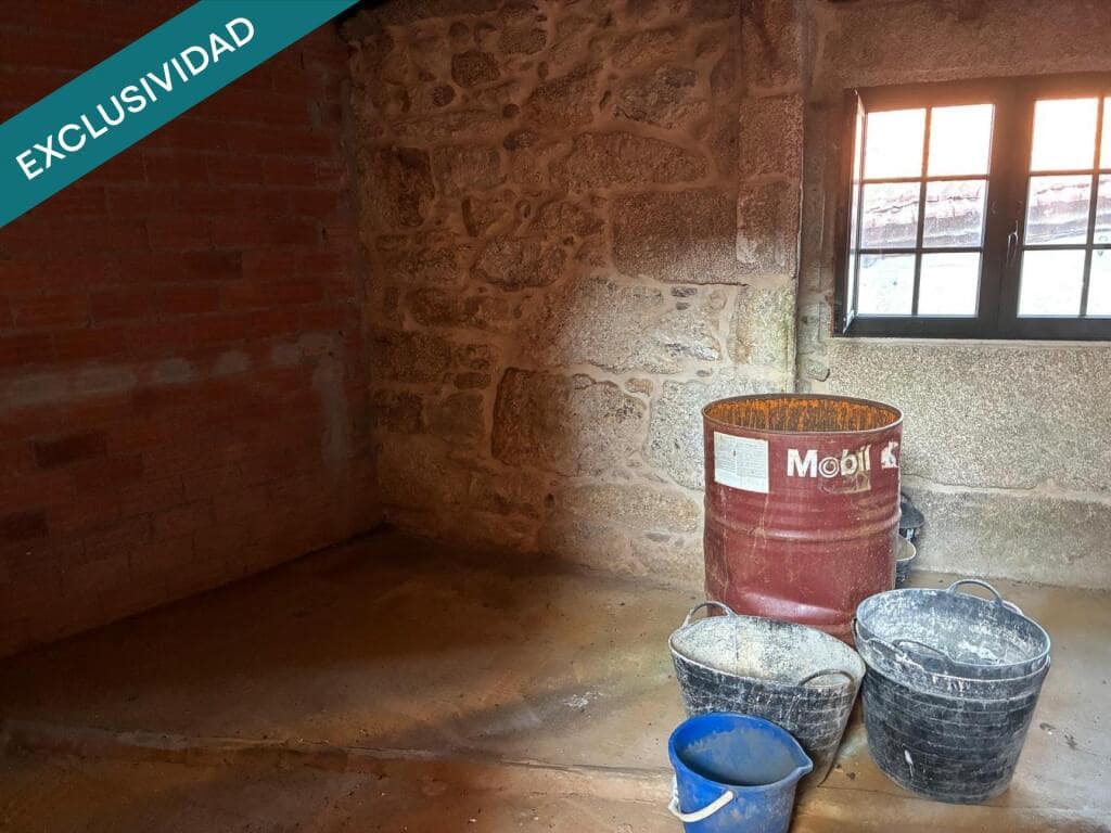 3 bedroom Finca/Country House for sale in A Lama - € 77,000 (Ref: 9349358)