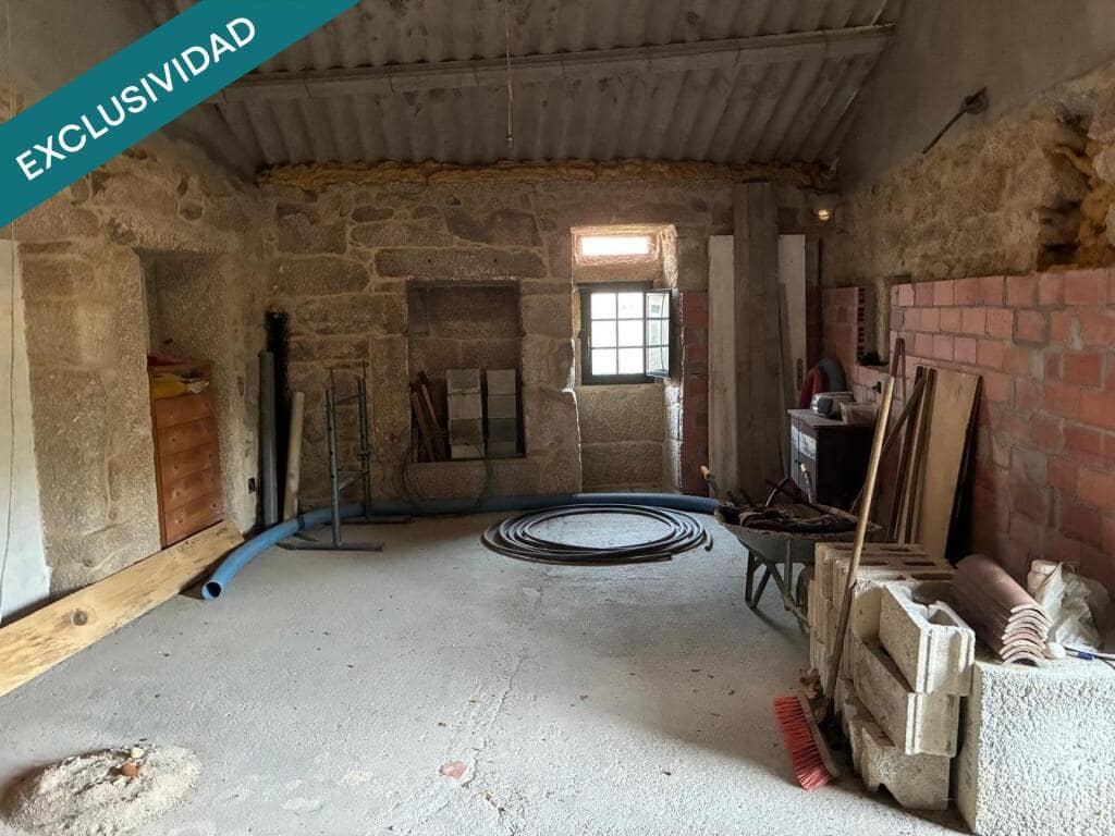 3 bedroom Finca/Country House for sale in A Lama - € 77,000 (Ref: 9349358)