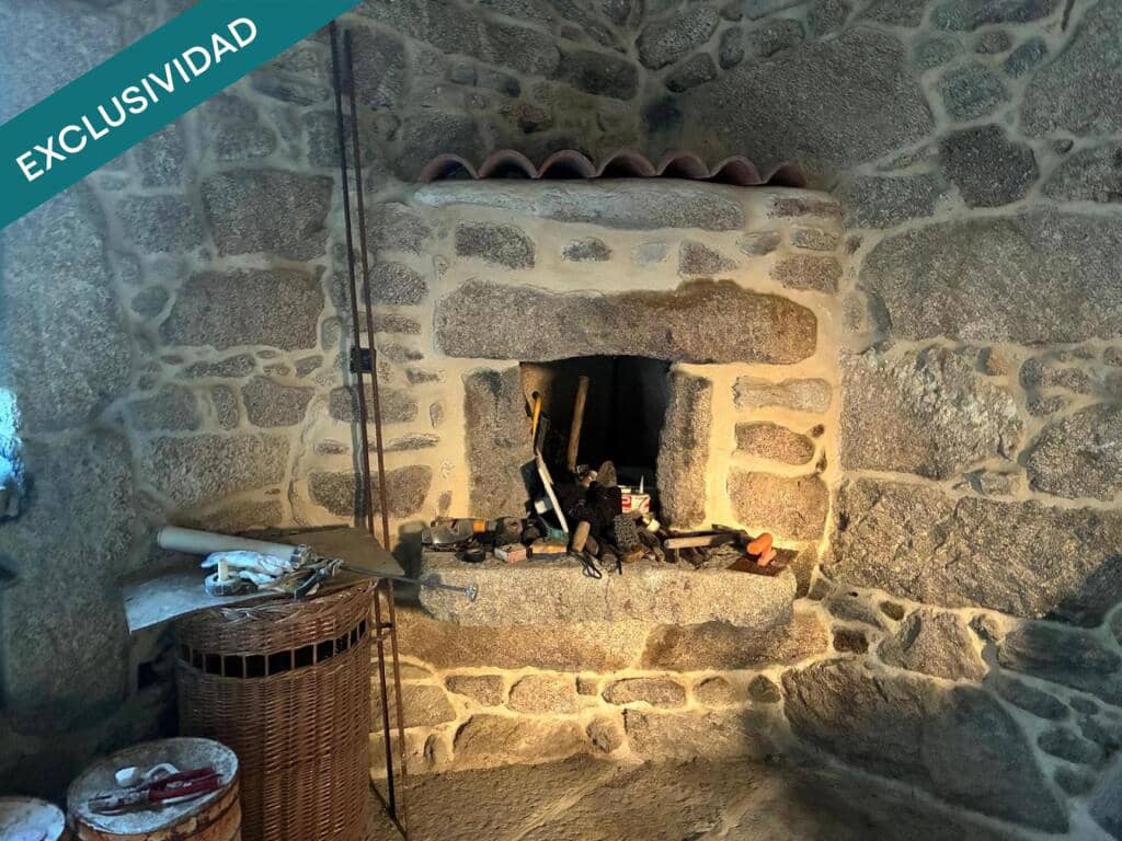 3 bedroom Finca/Country House for sale in A Lama - € 77,000 (Ref: 9349358)