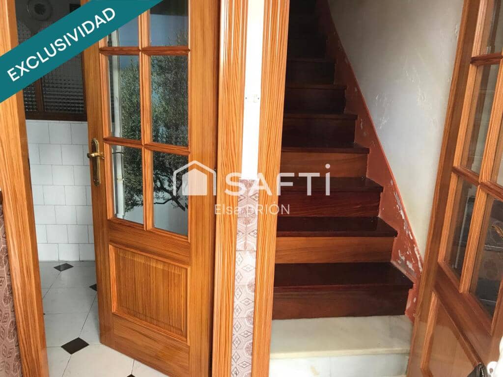 3 quarto Moradia em Banda para venda em Noia - 80 000 € (Ref: 9353412)