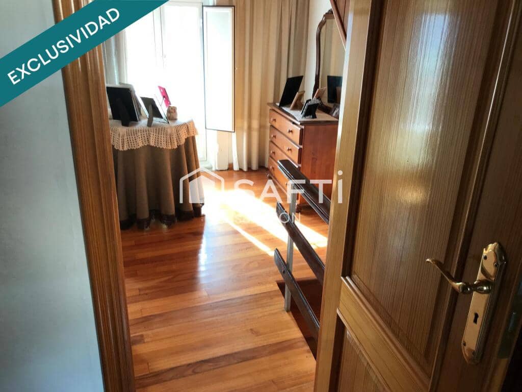 3 quarto Moradia em Banda para venda em Noia - 80 000 € (Ref: 9353412)