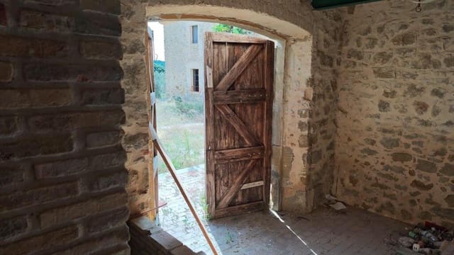 Finca/Casa Rural de 20 habitaciones en Lleida ciudad en venta - 450.000 € (Ref: 9353417)