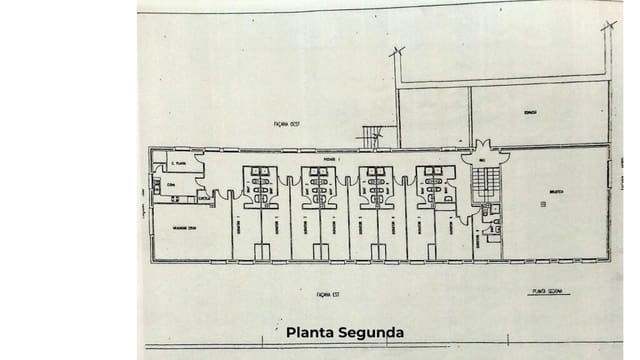 20 bedroom Finca/Country House for sale in Lleida city - € 450,000 (Ref: 9353417)
