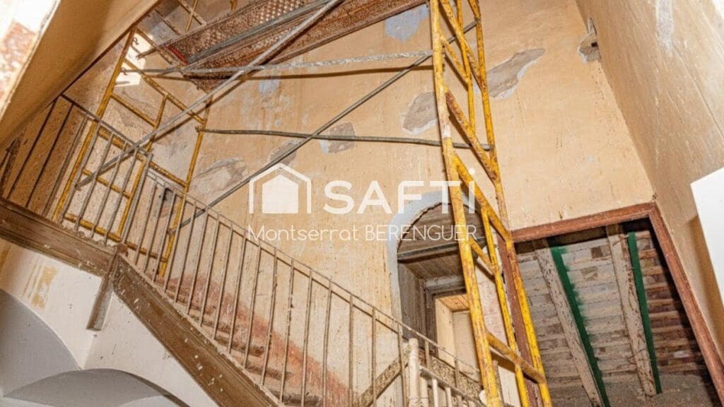 20 bedroom Finca/Country House for sale in Lleida city - € 450,000 (Ref: 9353417)