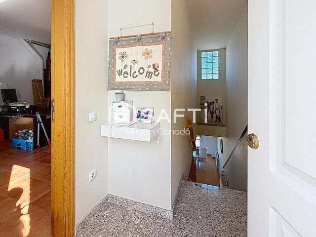 4 bedroom Villa for sale in Segur de Calafell, Calafell with pool garage - € 328,000 (Ref: 9353418)