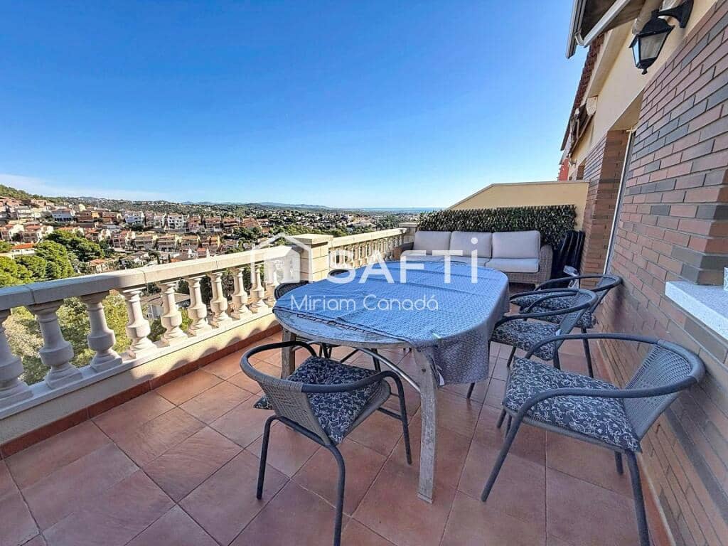 4 makuuhuone Huvila myytävänä paikassa Calafell mukana uima-altaan 
autotalli - 328 000 € (Ref: 9353418)