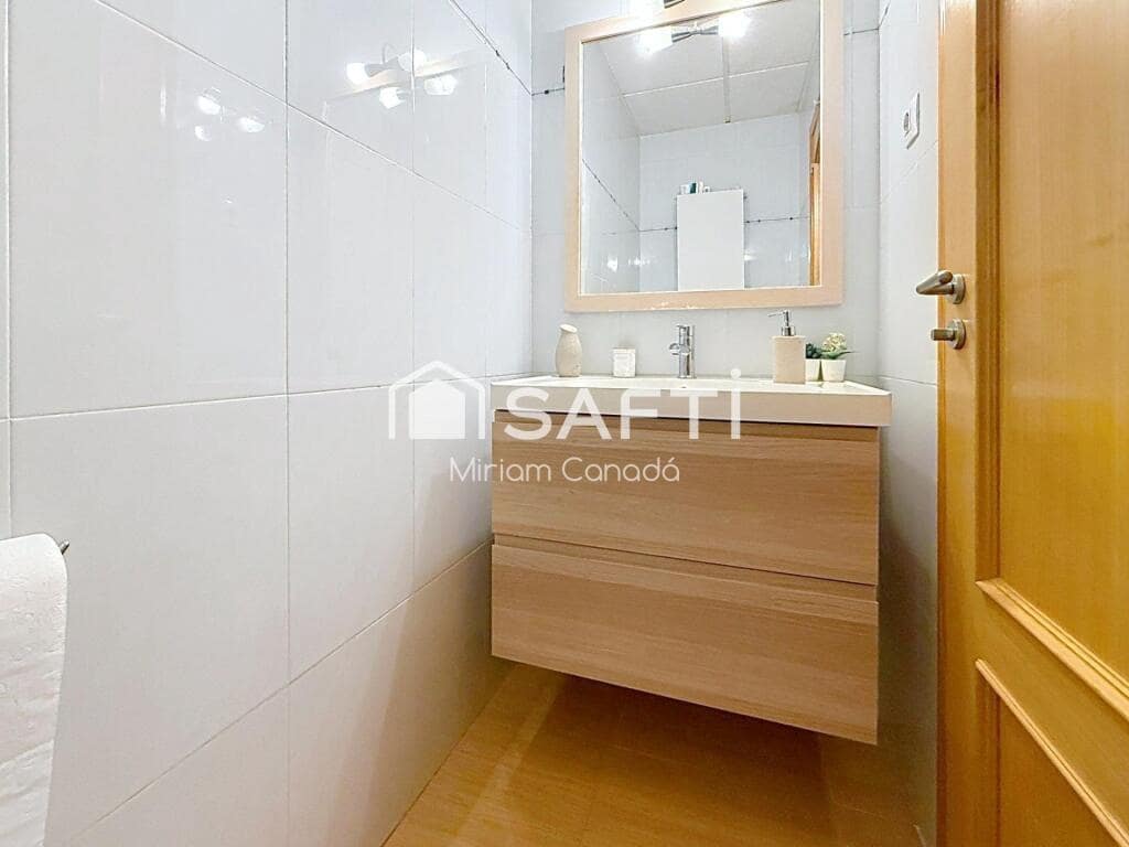 4 makuuhuone Huvila myytävänä paikassa Calafell mukana uima-altaan 
autotalli - 328 000 € (Ref: 9353418)